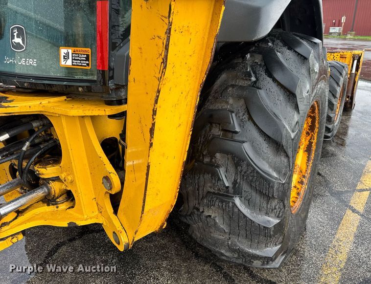 image for item DI9057 2003 John Deere 410G backhoe