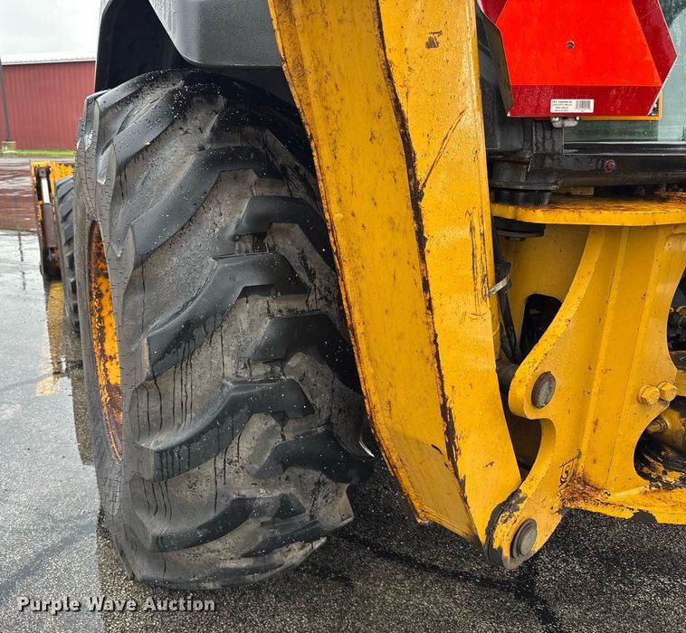 image for item DI9057 2003 John Deere 410G backhoe