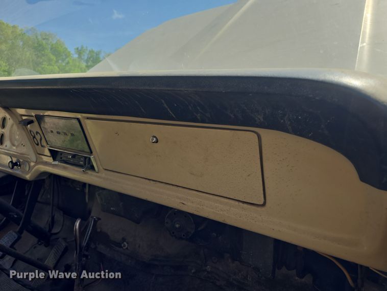 image for item DO7914 1971 Ford F600 sewer jetter truck