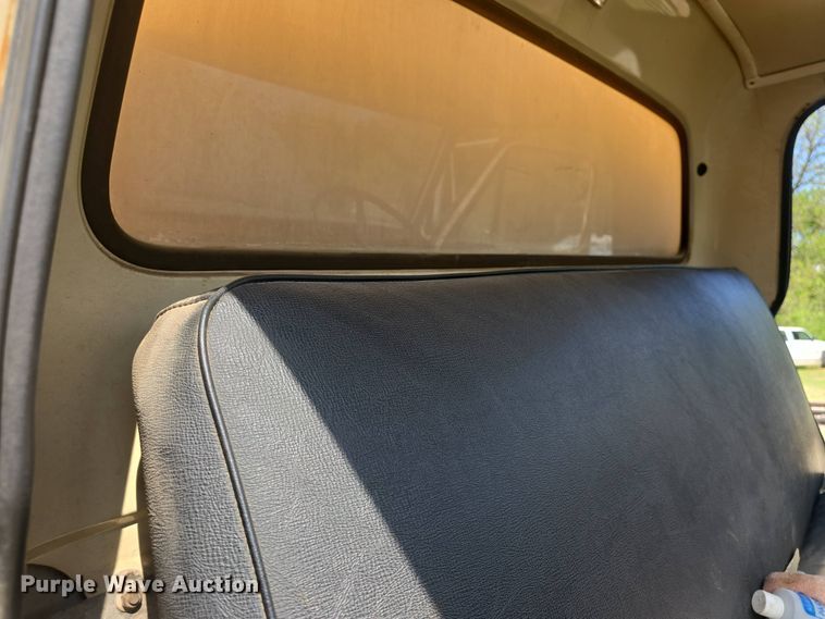 image for item DO7914 1971 Ford F600 sewer jetter truck