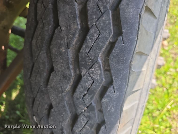 image for item DO7914 1971 Ford F600 sewer jetter truck