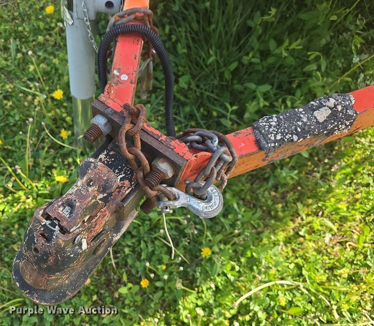 image for item DO7953 Crafco PMSI E-Z Pour pothole patcher