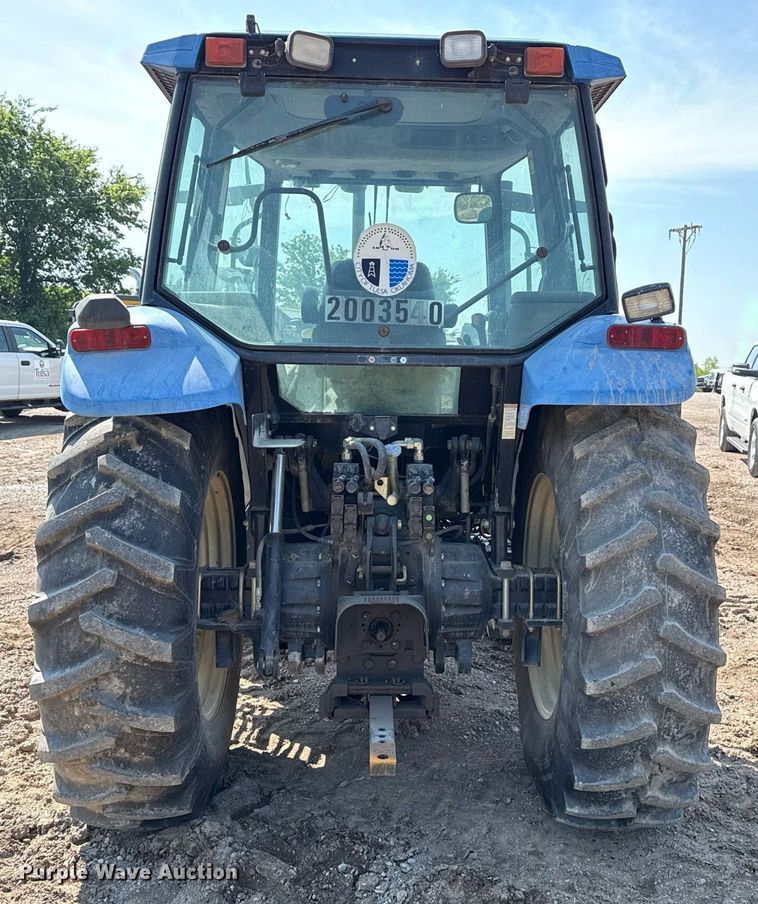 image for item DS3750 2003 New Holland TS100 MFWD tractor