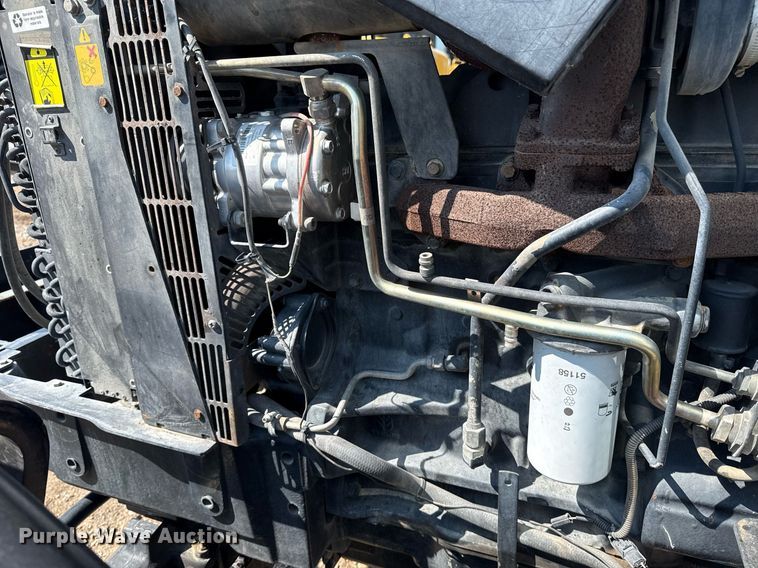 image for item DS3750 2003 New Holland TS100 MFWD tractor