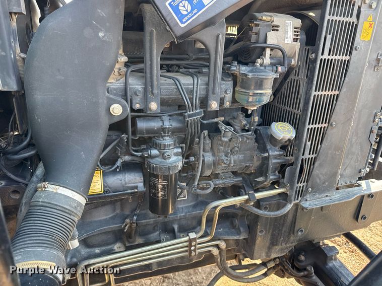 image for item DS3750 2003 New Holland TS100 MFWD tractor