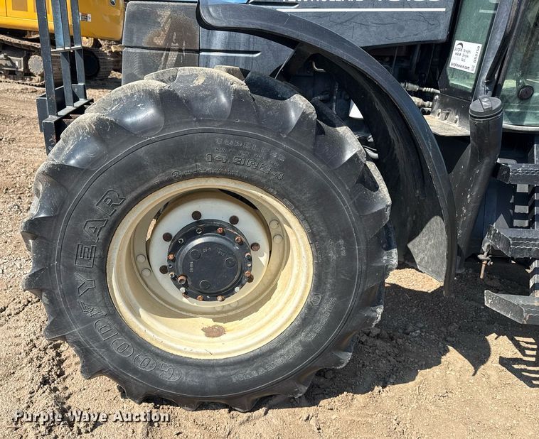 image for item DS3750 2003 New Holland TS100 MFWD tractor