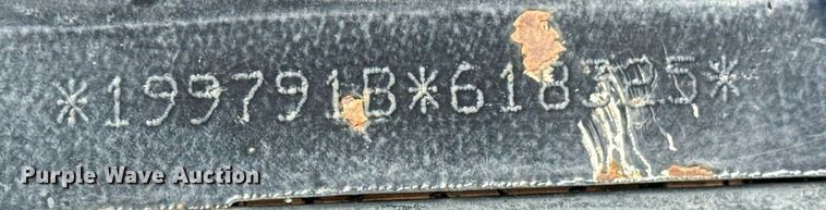 image for item DS3750 2003 New Holland TS100 MFWD tractor