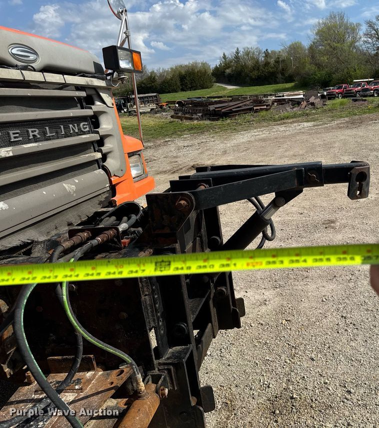 image for item DT0732 2001 Sterling LT9500 dump truck