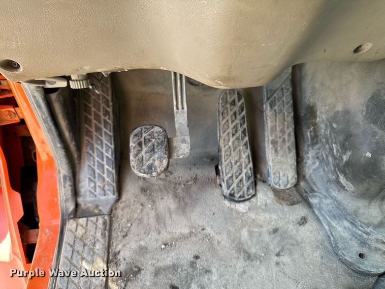 image for item DT0732 2001 Sterling LT9500 dump truck