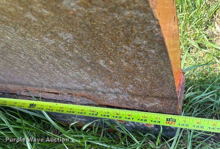 image for item DT0732 2001 Sterling LT9500 dump truck