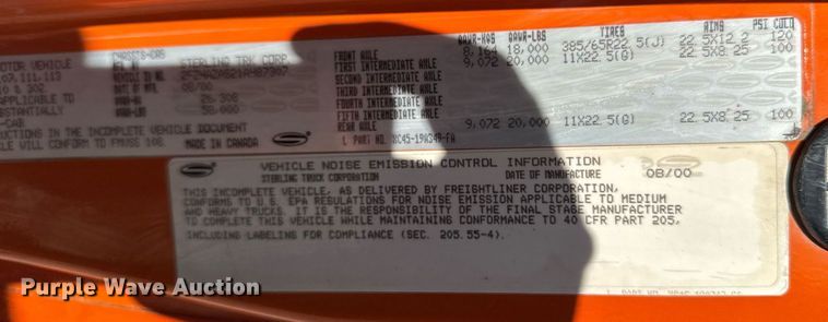 image for item DT0732 2001 Sterling LT9500 dump truck