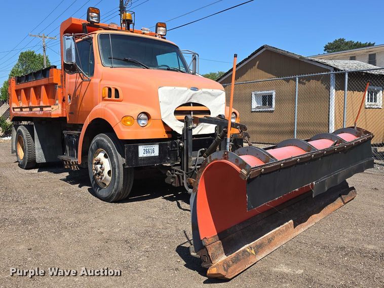 image for item DT6890 2000 Sterling L-Line dump truck
