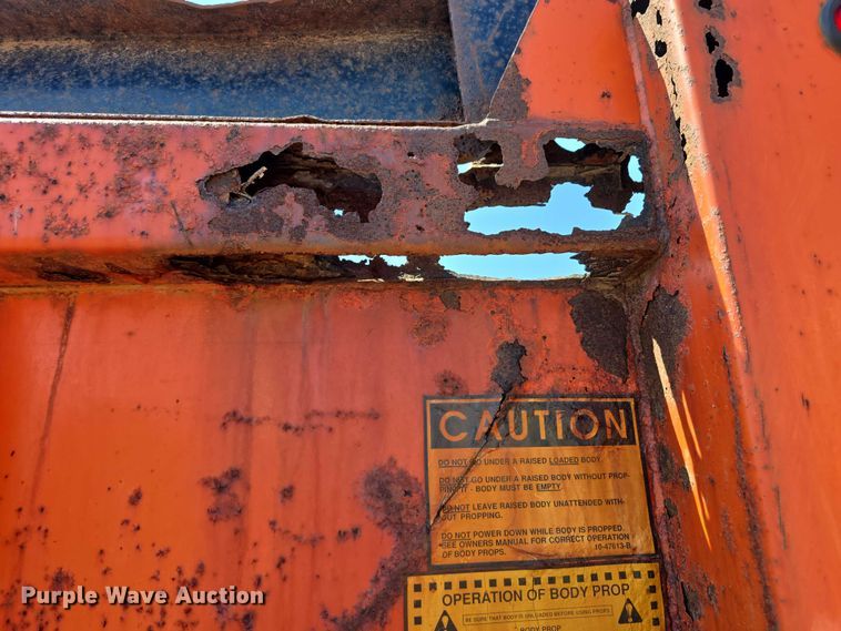 image for item DT6890 2000 Sterling L-Line dump truck