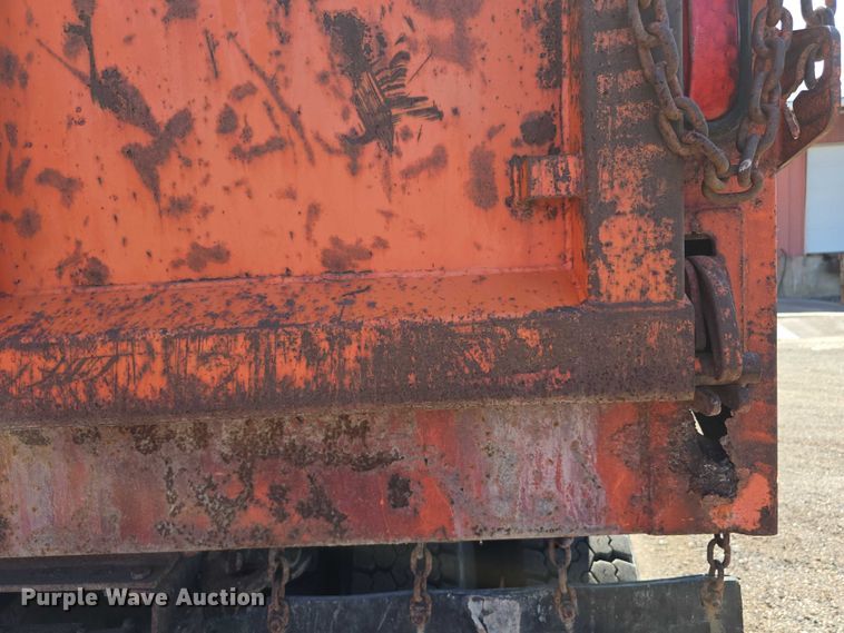 image for item DT6890 2000 Sterling L-Line dump truck