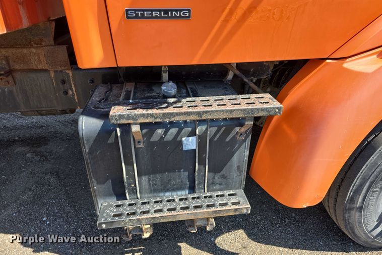 image for item DT6890 2000 Sterling L-Line dump truck
