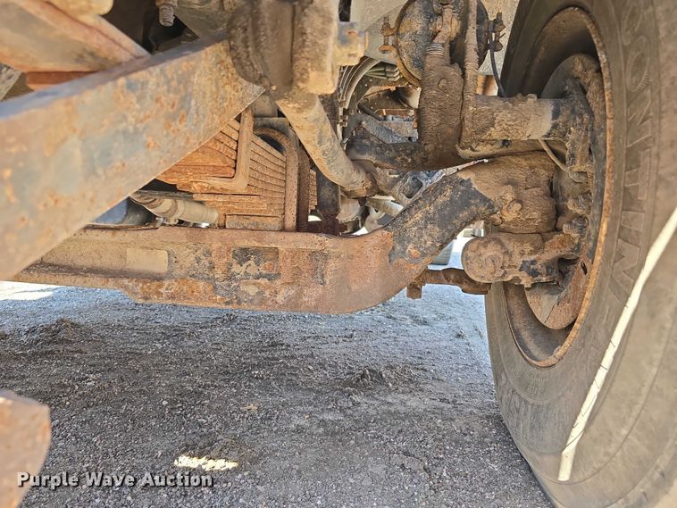 image for item DT6890 2000 Sterling L-Line dump truck