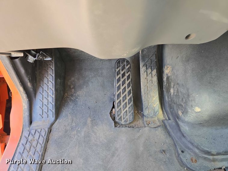 image for item DT6890 2000 Sterling L-Line dump truck