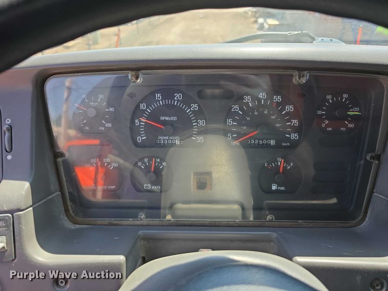 image for item DT6890 2000 Sterling L-Line dump truck