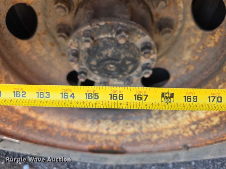 image for item DT6890 2000 Sterling L-Line dump truck