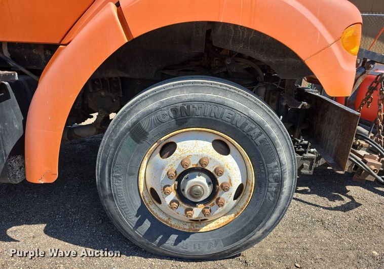 image for item DT6890 2000 Sterling L-Line dump truck