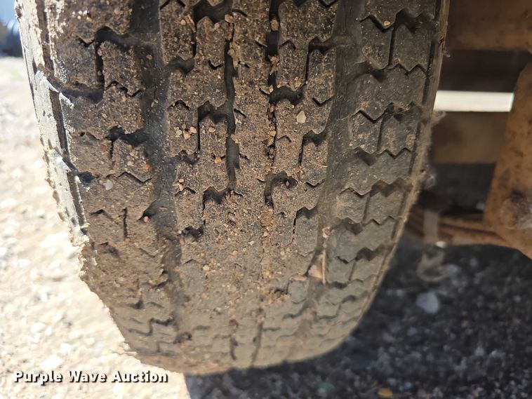 image for item DT6892 1994 Redi Haul Trailers FSL12 utility trailer