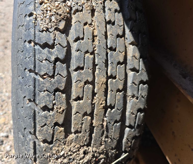 image for item DT6892 1994 Redi Haul Trailers FSL12 utility trailer