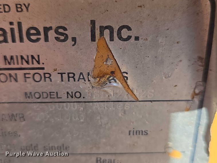 image for item DT6892 1994 Redi Haul Trailers FSL12 utility trailer