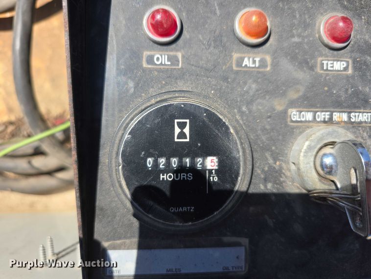 image for item DT6894 Hoffman arrow board trailer