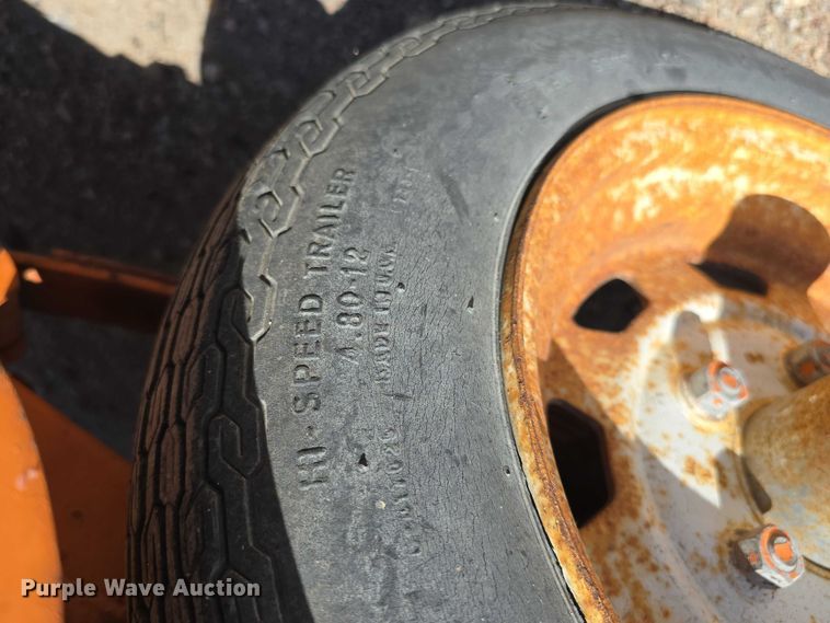 image for item DT6894 Hoffman arrow board trailer