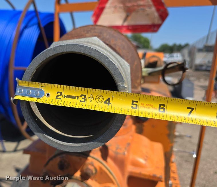 image for item DT6895 White Engines pump