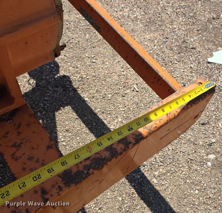 image for item DT6895 White Engines pump