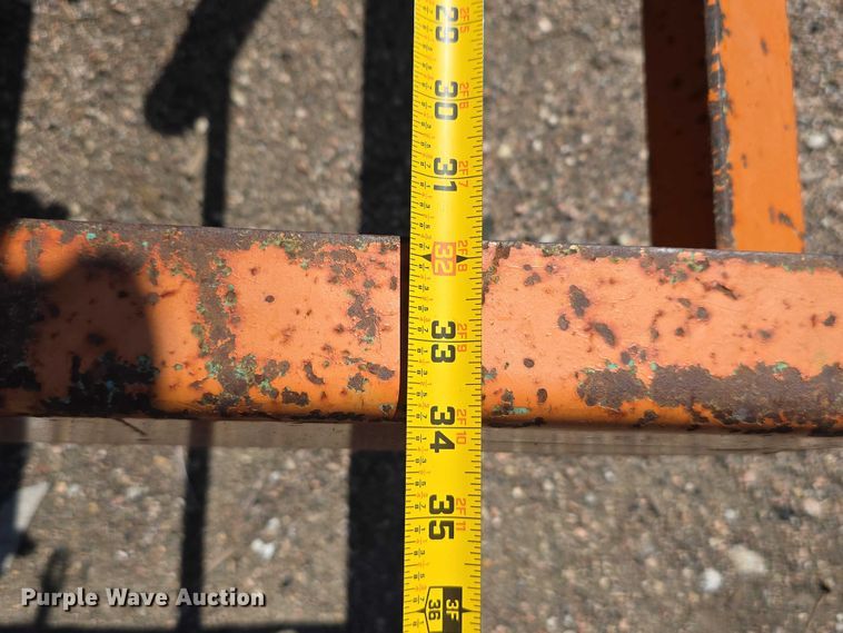 image for item DT6895 White Engines pump