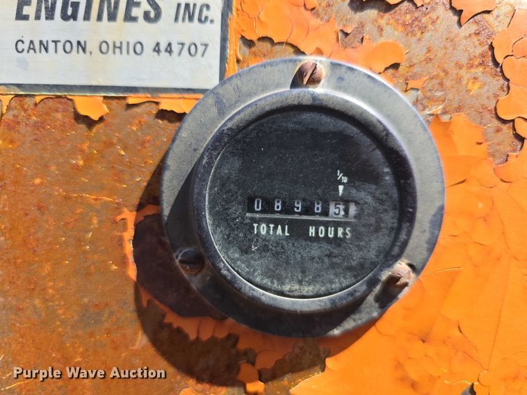 image for item DT6895 White Engines pump