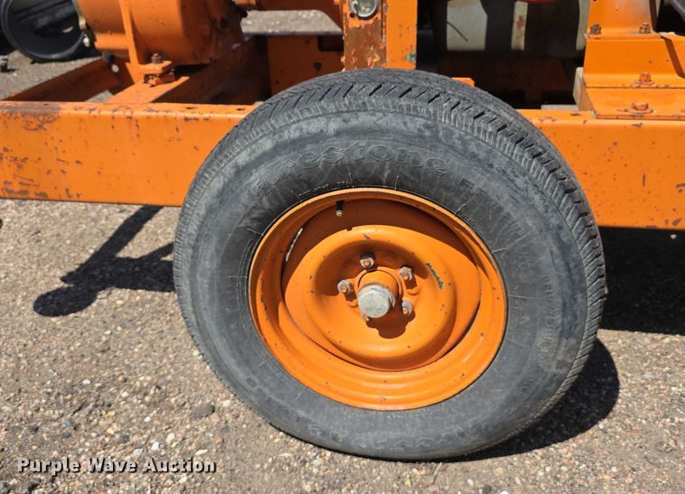 image for item DT6895 White Engines pump