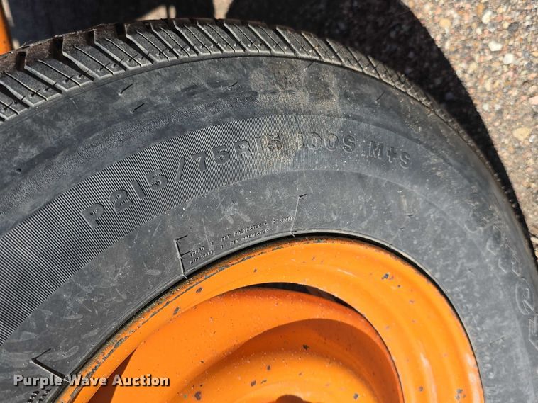 image for item DT6895 White Engines pump