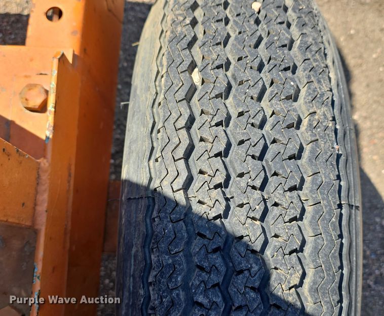 image for item DT6895 White Engines pump