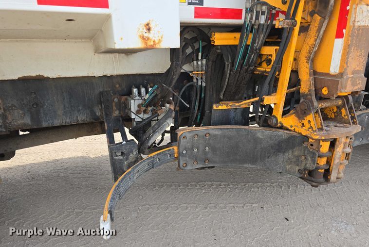 image for item DT6910 2008 American LaFrance Condor refuse truck