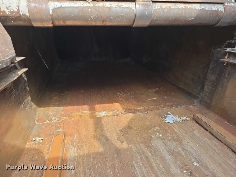 image for item DT6910 2008 American LaFrance Condor refuse truck