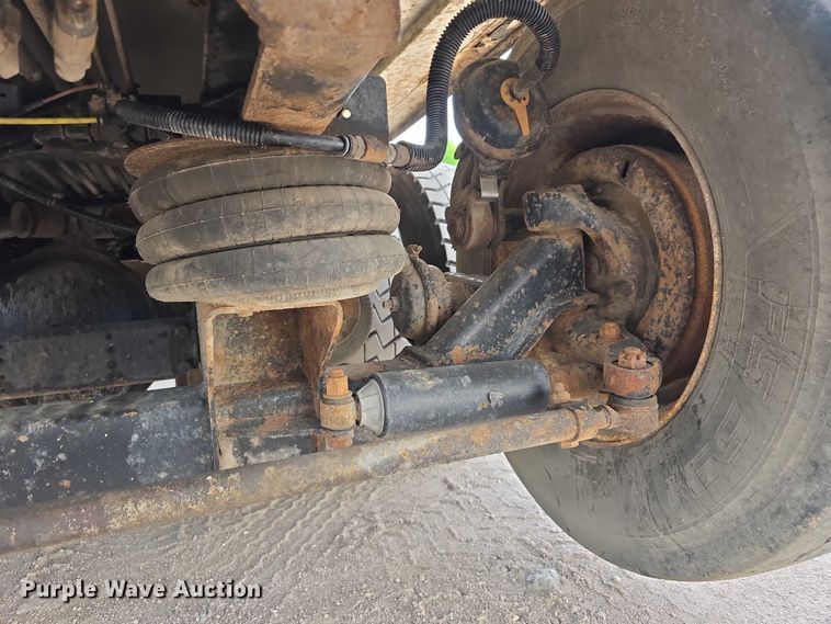 image for item DT6910 2008 American LaFrance Condor refuse truck