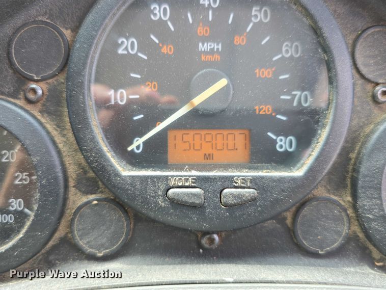 image for item DT6910 2008 American LaFrance Condor refuse truck