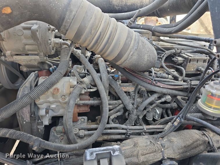 image for item DT6910 2008 American LaFrance Condor refuse truck