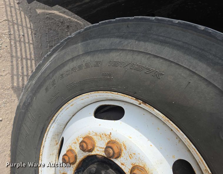 image for item DT6910 2008 American LaFrance Condor refuse truck