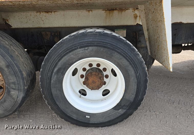 image for item DT6910 2008 American LaFrance Condor refuse truck