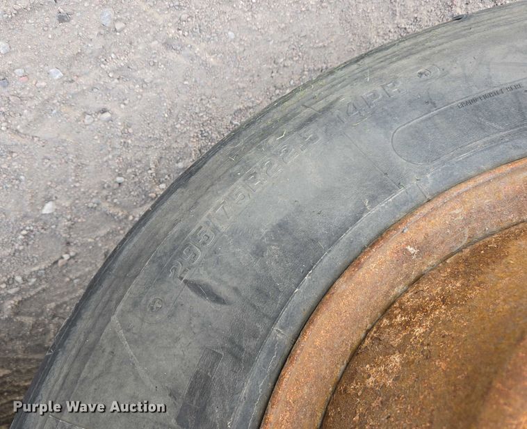 image for item DT6910 2008 American LaFrance Condor refuse truck