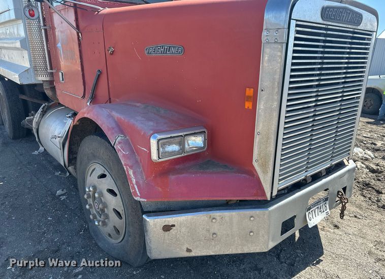 image for item DT7171 1987 Freightliner FLC dump truck