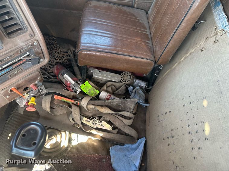 image for item DT7171 1987 Freightliner FLC dump truck