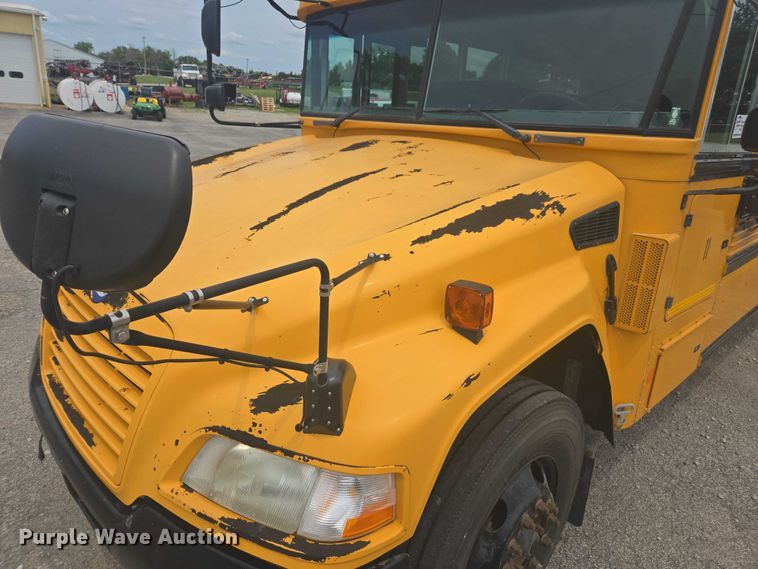 image for item DU7824 2014 Blue Bird Vision school bus