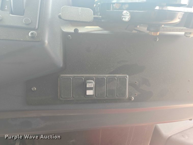 image for item DU7824 2014 Blue Bird Vision school bus