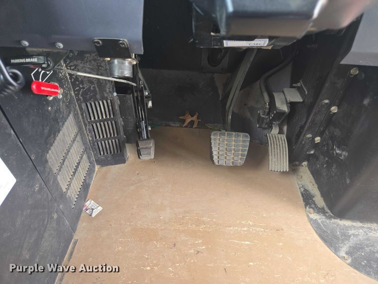 image for item DU7824 2014 Blue Bird Vision school bus