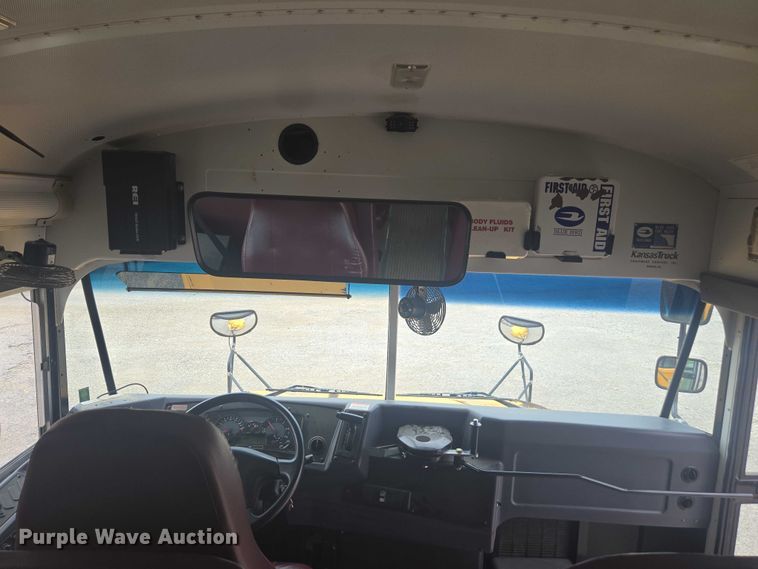 image for item DU7824 2014 Blue Bird Vision school bus